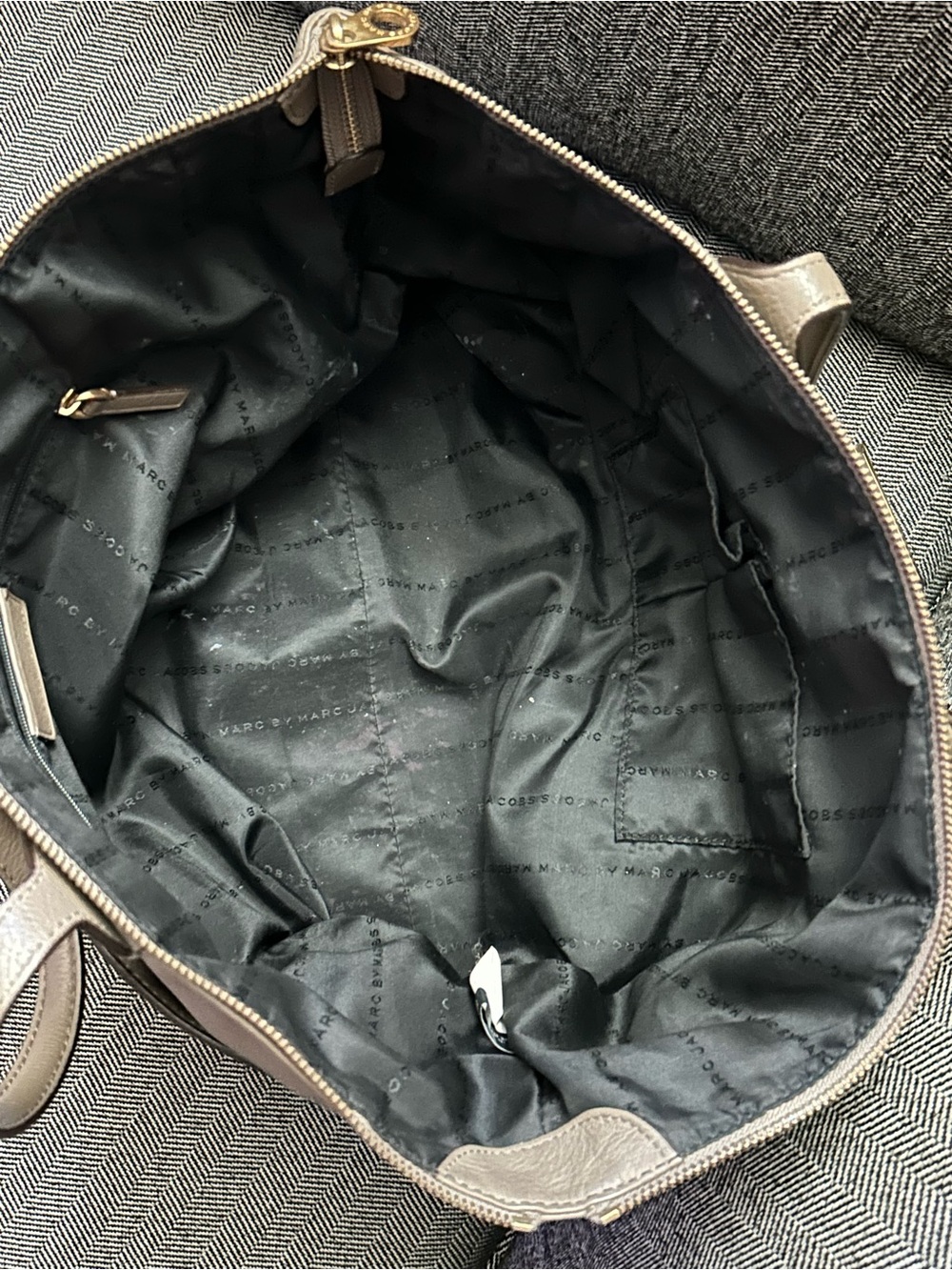 Marc by Marc Jacobs Gray Pebbled Leather Tote with Exterior Pockets - Picture 11 of 15